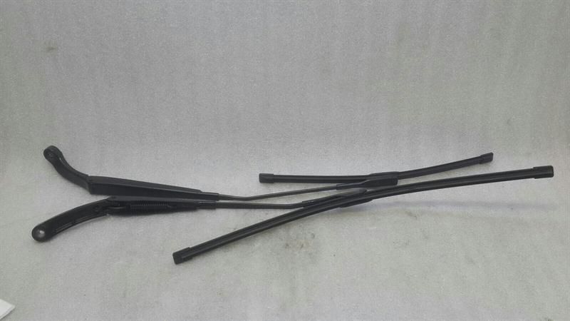 Audi S3 8V RHD wiper arm set 8V2955407B right hand drive