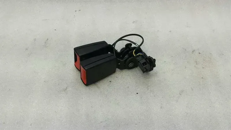 Audi S3 8V A3 Rear Belt Buckle 8V0857739 Rear Belt Lock