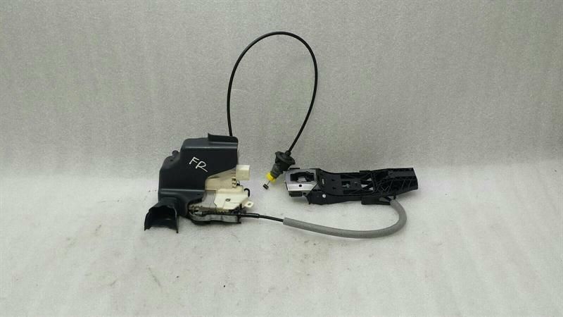 Audi S3 8V RHD Right Door Lock 8X2837016B Right Hand Drive Carrier