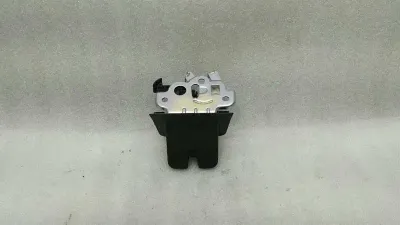 Audi S3 A3 8V Q5 8K 8X Замок багажника 8R0827505 Замок задней двери