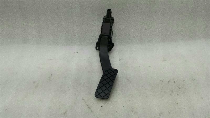 Audi S3 8V A3 TT VW RHD Gas Pedal (Electrical) 5Q2723503D Right Hand Drive