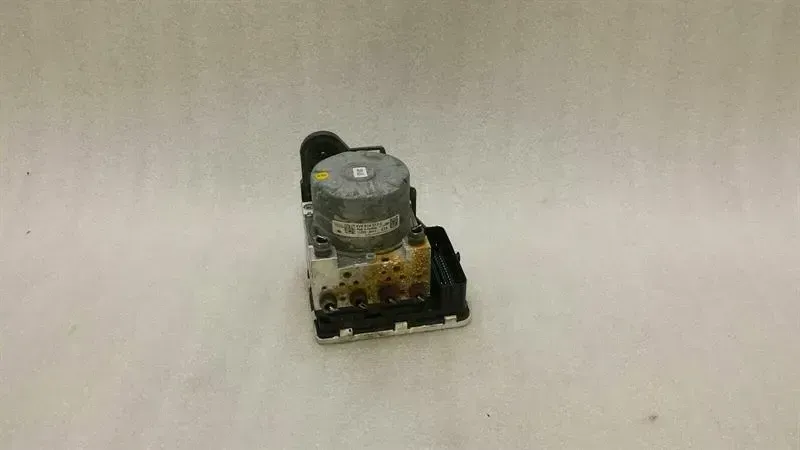 Audi S3 8V A.B.S Pump 8V0614517C ABS Pump HYDRAULIC BLOCK