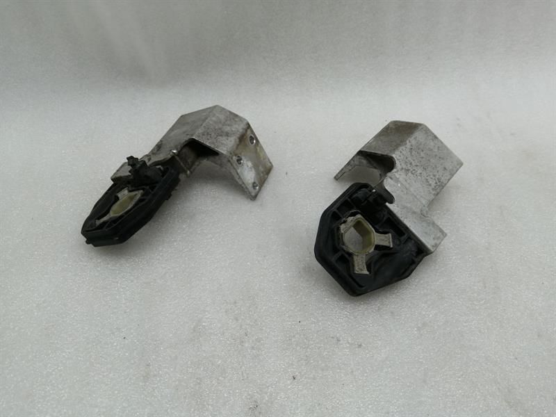 BMW i8 Hybrid 17117645968 Radiator Mount Set Radiator Bracket Set