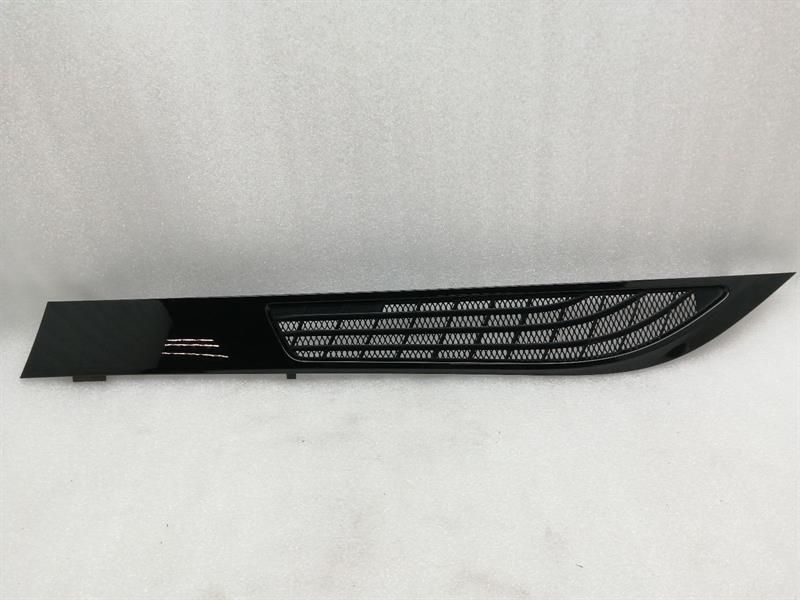 BMW i8 Hybrid 7375139 Front Grille Trim Left Rear Cover Left Rear