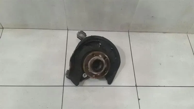 Mercedes A Class W176 Left Rear Hub A2463503541 Wheel Bearing Housing Rear Left