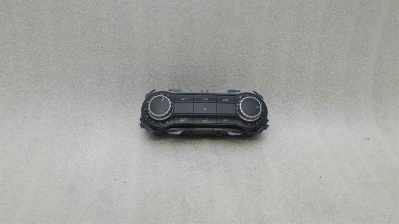 Mercedes A Class W176 Auto Climate Control A2469000515 Climate Control Panel