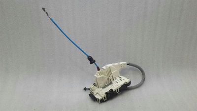 Mercedes W176 X156 X166 W166 right door lock A1667200635 door lock front right