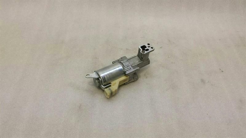 Mercedes A Class W176 pressure pump automatic transmission A2469060018 gearbox oil pump