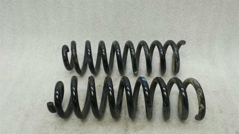 Mercedes E Class W213 Coil Springs Rear A2133240504 Rear Suspension Spring Set