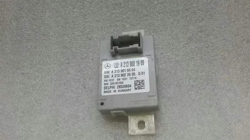 Mercedes E Class W213 Electronic Module A2139001909 Control Unit ECU Light Light