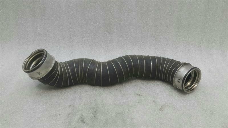 Mercedes SLK R171 intercooler pipe A1715280182 pressure pipe charge air pipe M271