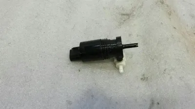 Mercedes R Class W251 Washer Fluid Pump 70506 Washer Water Pump