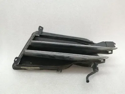 Tesla Model S 75 Bumper Moulding 1057851-00-I Bumper Strip LEFT