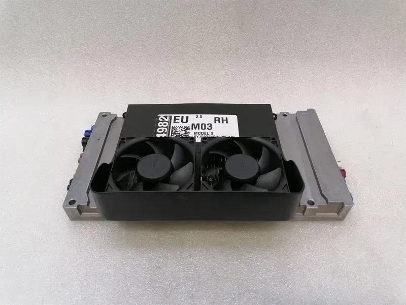 Tesla Model S 75 Electronic Module 1078321-00-G ECU AUTO PILOT