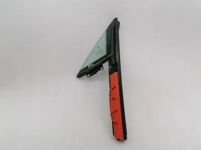 Tesla Model S 75 Left Front 1/4 Glass 6006644-00-J Door Panel 1/4 Front Left