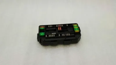 BMW 1-serie F20 Säkringsbox 9337879 Säkringsbox