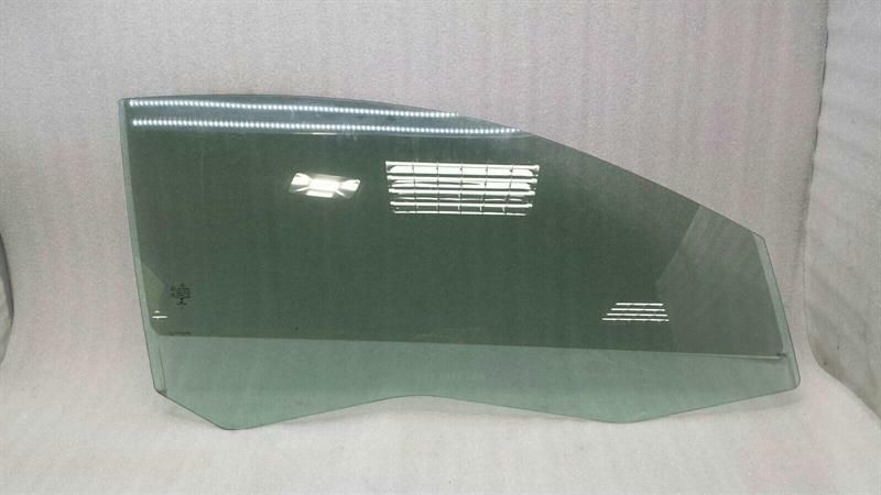 Mercedes C Class W204 Right Front Door Glass A2047250600 Front Right Door Glass