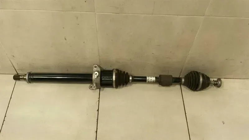 BMW X1 F48 Right Front Drive Shaft 8643364 Drive Shaft Front Right