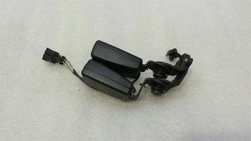 Audi A3 8V facelift belt buckle 8V0857739 belt buckle