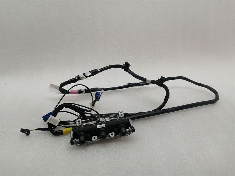 TESLA MODEL 3 LONG RANGE ELECTRONIC MODULE 1143746-01-E WINDSHIELD CAMERA CAMERA