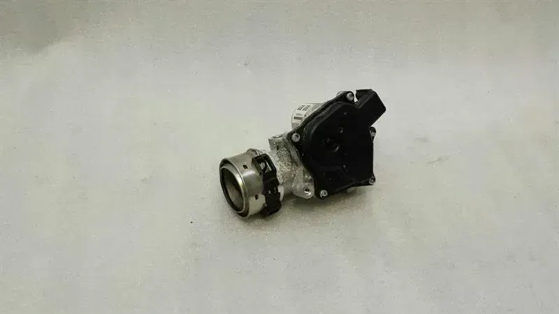 Mercedes A Class W176 Throttle Body A6070900170 Throttle Body OM607