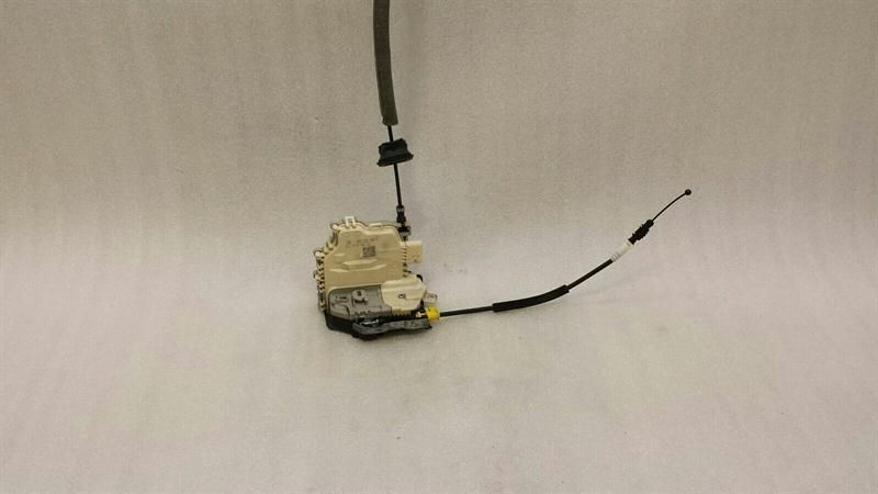 Audi A1 8X rear right door lock 8X0839016C door lock rear right