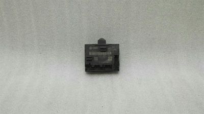 Audi A1 8X kreiso durvju modulis 8X0959793D durvju vadības bloks kreisais