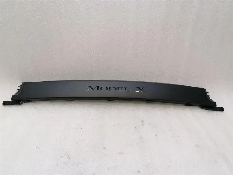 Tesla Model X 75D Left Falcon Door Trim 1062517-00 Left Door Molding