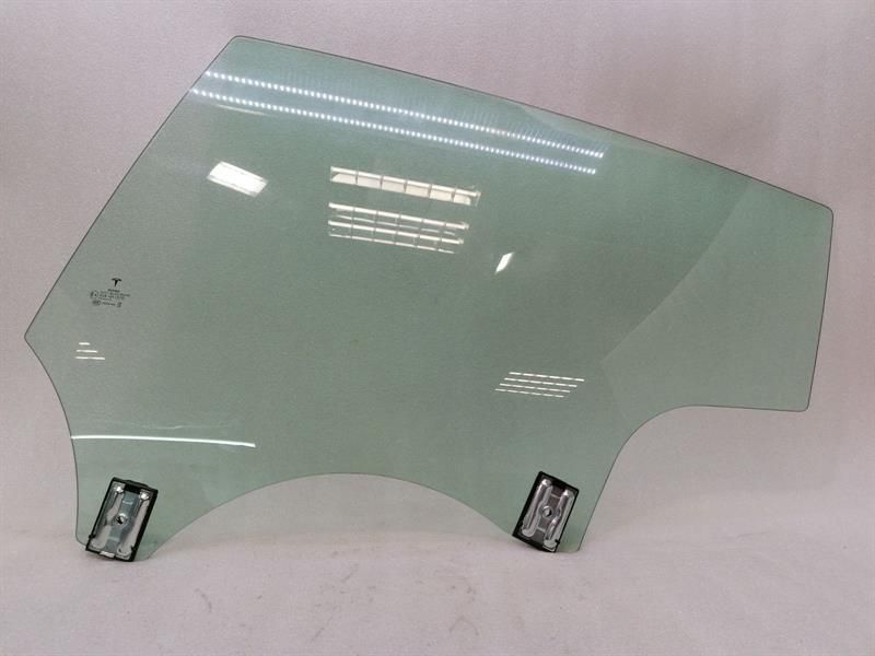 Tesla Model 3 Long Range RLH Door Glass 1077904-99-C Rear Left Door Glass
