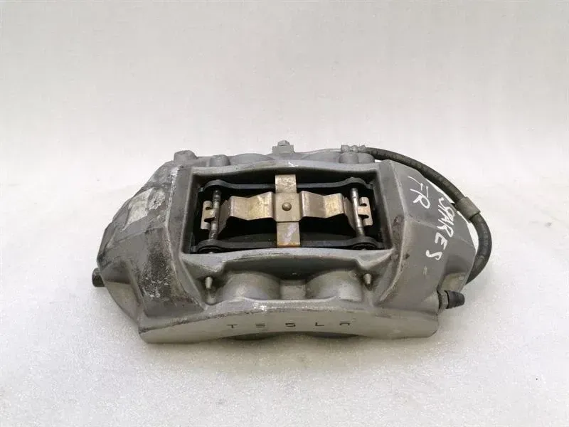 Tesla Model 3 Right Front Caliper 8008204-00-A Front Right Brake Caliper