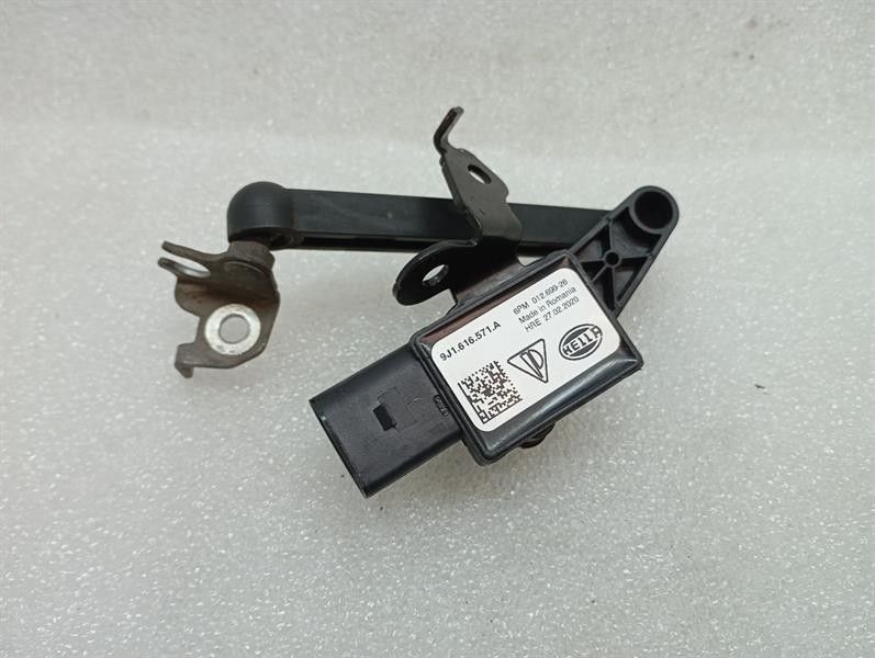 Porsche Taycan 9J Sensor 9J1616571A Level Sensor