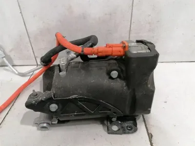 Compresseur de climatisation Porsche Taycan 9J 9J1816797A