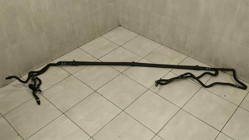 Tesla Model S 75 Cooling Pipe 1065884-00-C Cooling Water Hose Hose