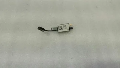 Tesla Model S 75 Antena / Wzmacniacz antenowy 1004793-00-E
