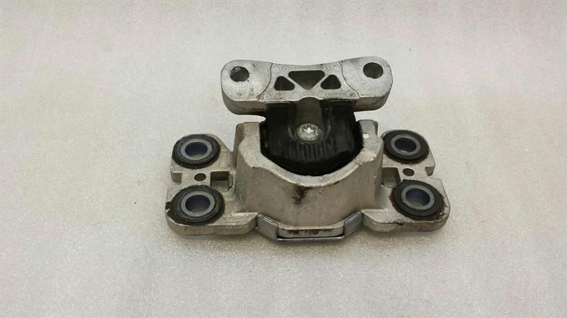 Land Rover Evoque 2.2 TD Gearbox Mount LR024738 Gearbox Mount