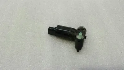 Land Rover Evoque 2.2 TD mazgātāja šķidruma sūknis 1011285 mazgātāja ūdens sūknis