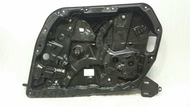 Mercedes C Class W205 FRH Door Winder A2057205023 Front Right Window Regulator