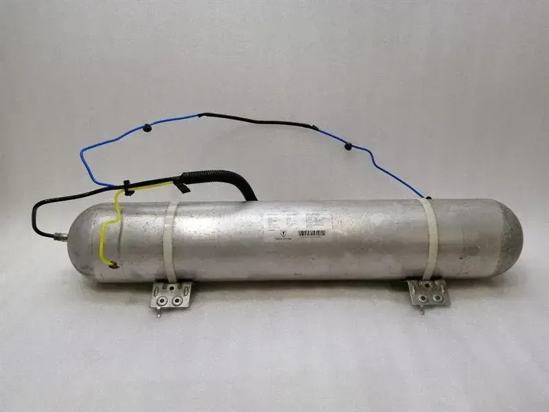 Tesla Model X P100D Expansion Tank 1027921-00-B Expansion Tank Air Suspension