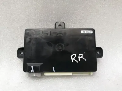Tesla Model X P100D RRH Door Module 1045490-10-D Door Control Unit Rear Right