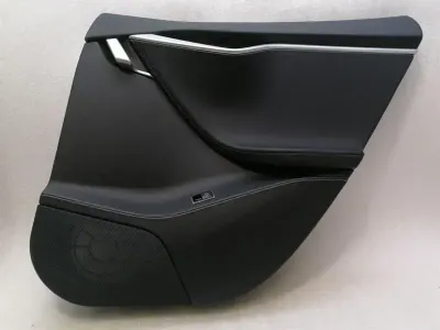 Tesla Model S 100D dörrkort bak höger 1008105-49-L dörrpanel bak höger