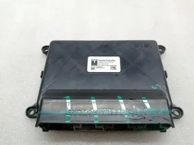 Tesla Model S 100D Electronic module 1034215-00-A control unit thermal control