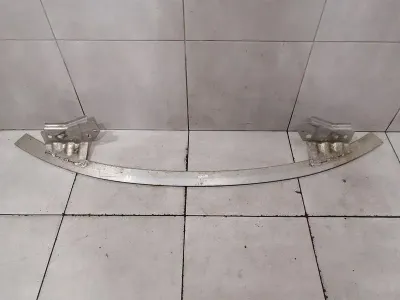 Tesla Model 3 Long Range Frontstoßstangenträger 1084894-00-B Frontstoßstangenträger