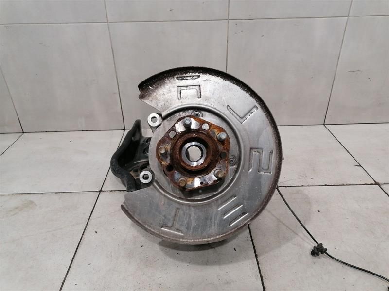 Tesla Model 3 Long Range Right Rear Hub 1044416-00-G Rear Wheel Bearing Housing