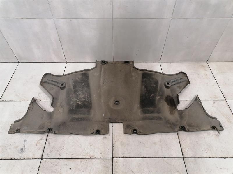 Tesla Model 3 Long Range Undertray 1498771-00-E Underbody Trim