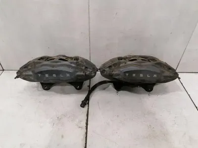 Tesla Model X 75D Bremssattelsatz vorne 1007794-00-C Bremssattelsatz vorne