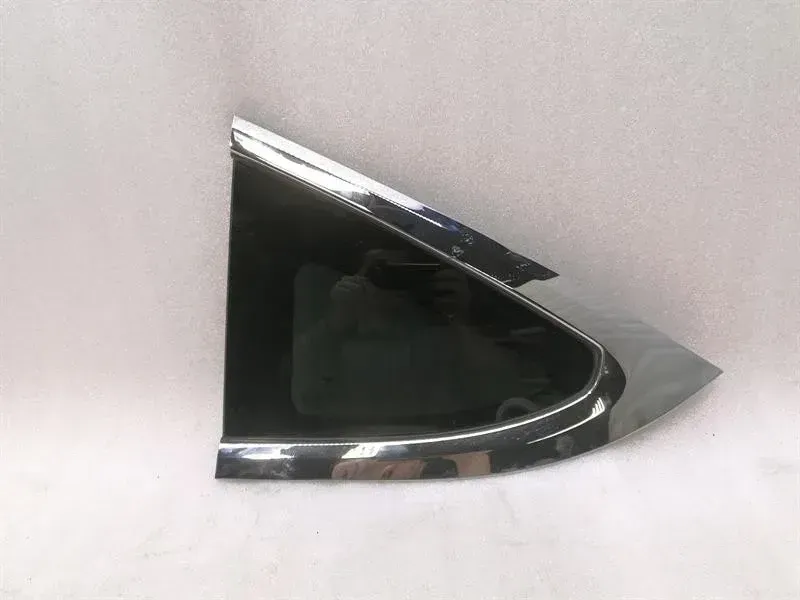 Tesla Model X 75D Left Rear Quarter Glass 1034906-85-F Door Panel 1/4 Rear Left