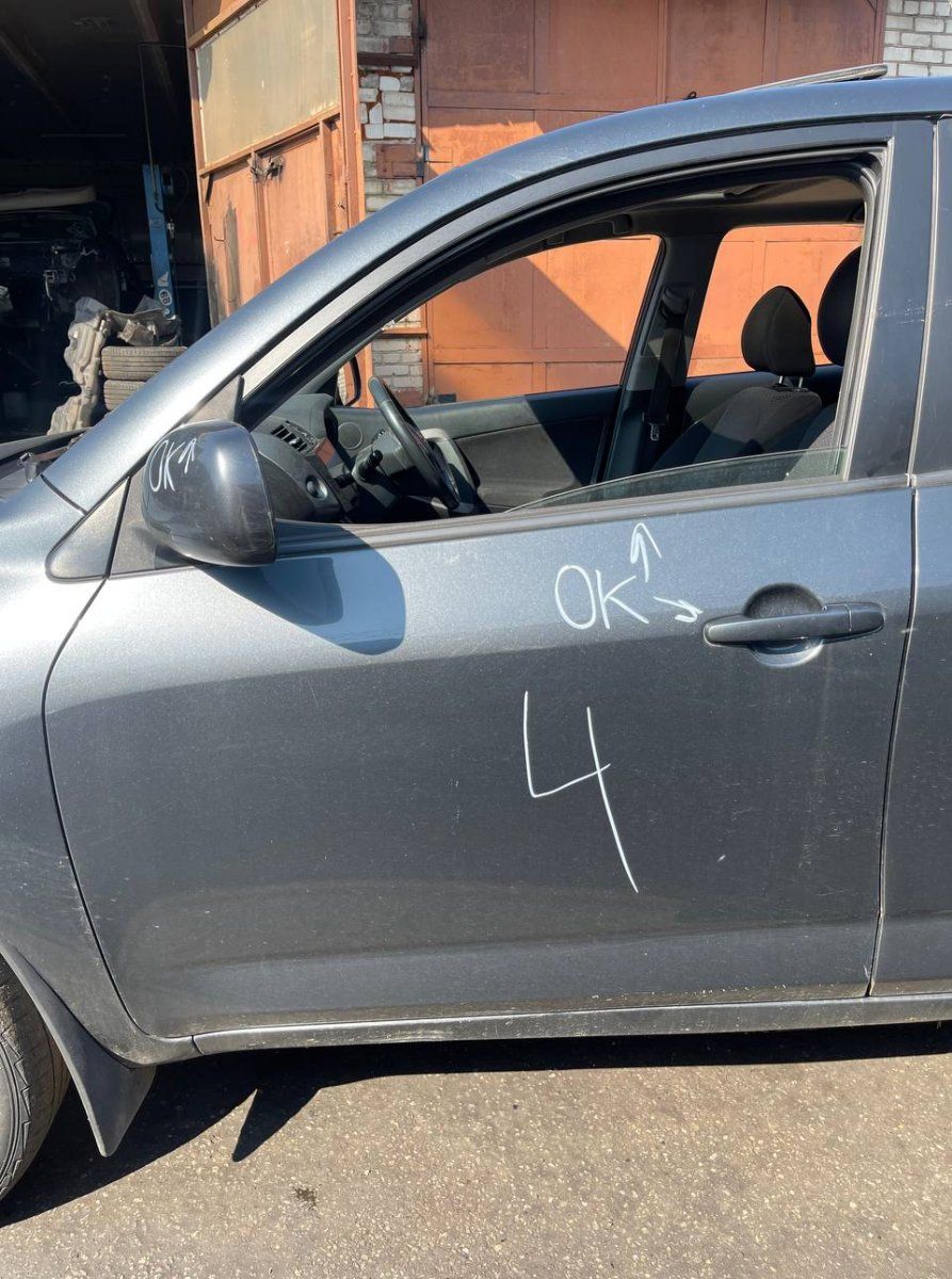 Door Front Left TOYOTA RAV 4 III (XA30) (2005-2012)