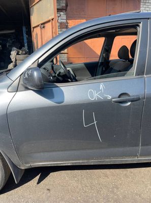 Door Front Left TOYOTA RAV 4 III (XA30) (2005-2012)