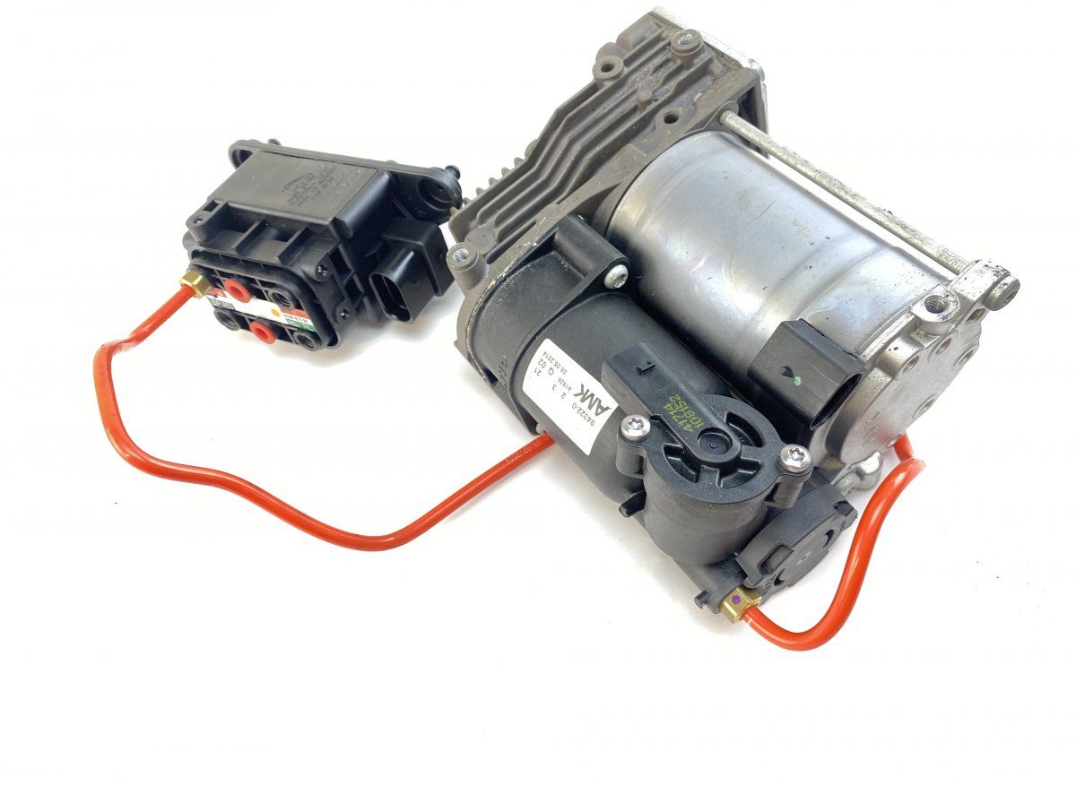 C2Z31470 C2D60159 Air Suspension Compressor JAGUAR XF (X250, CC9) (2008-2015)
