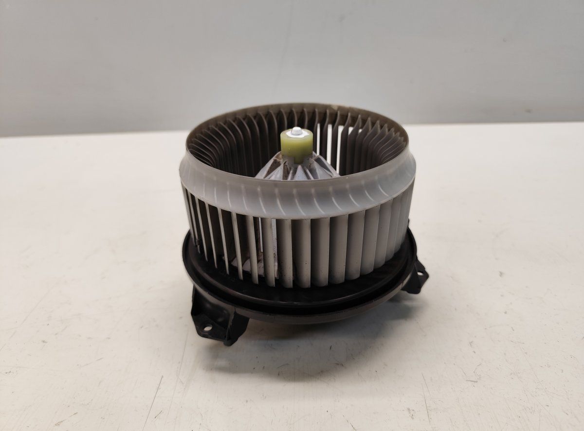 AV2727008084 8710305060 Heater Fan TOYOTA AURIS (E18) 2012-2018